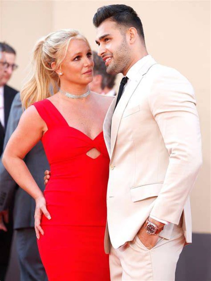 Britney Spears Opens up About Sam Asghari Split in New Post – Hollywood Life