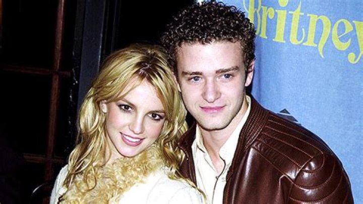 Britney Spears Rocks Yellow Tutu & Dances To Justin Timberlake’s Music – Hollywood Life