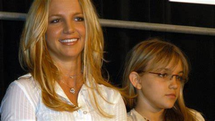 Britney Spears Slams Sister Jamie Lynn For Writing Book ‘At My Expense’