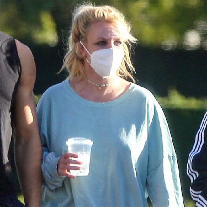 Britney Spears Spotted In First Photos Since Conservatorship Ended – Hollywood Life