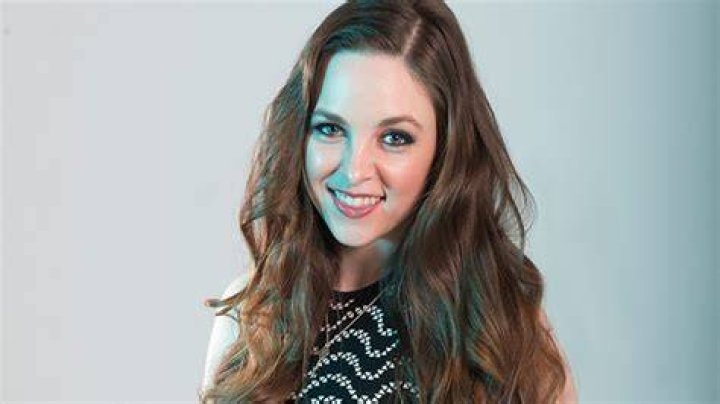 Brittany Curran Reflects On Character Fen – Hollywood Life