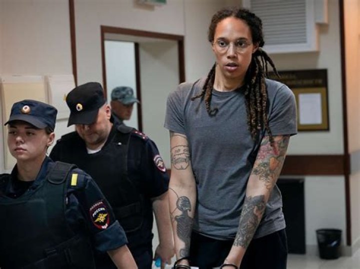 Brittney Griner’s First Appearance After Russian Jail At MLK Day March – Hollywood Life