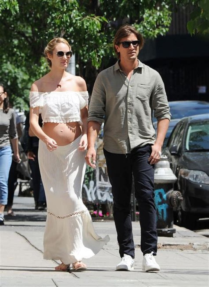 Candice Swanepoel & Hermann Nicoli: PICS – Hollywood Life
