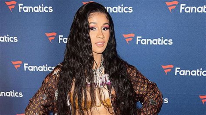Cardi B Dances On Stripper Pole In ‘Silhouette Challenge’ – Hollywood Life