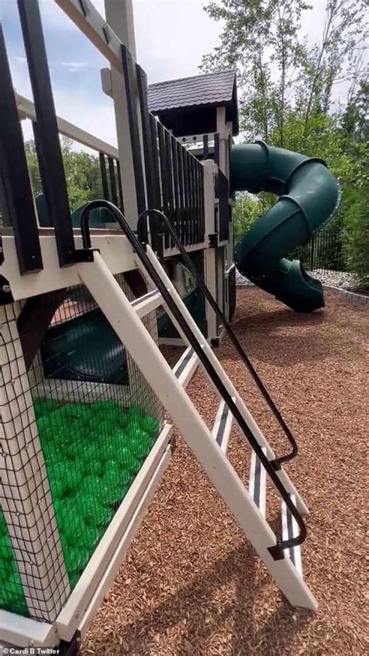 Cardi B Drops 20,000 On Playground Set For Her Kids – Hollywood Life