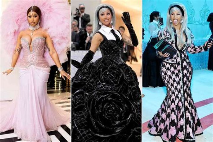 Cardi B Looks Completely Unrecognizable In Extreme Face Mask As She Catches Flight For Thanksgiving — See Pic