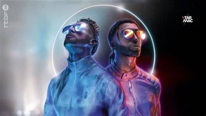 Cast Talks Tackling Iconic Rap Duo – Hollywood Life