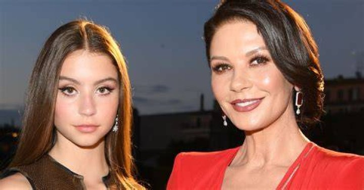 Catherine Zeta-Jones Sends Love To Her Kids With Back-To-School Photo – Hollywood Life