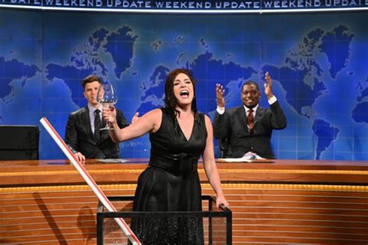 Cecily Strong Says ‘SNL’ Future Is ‘Up In The Air’ & Might Not Return – Hollywood Life