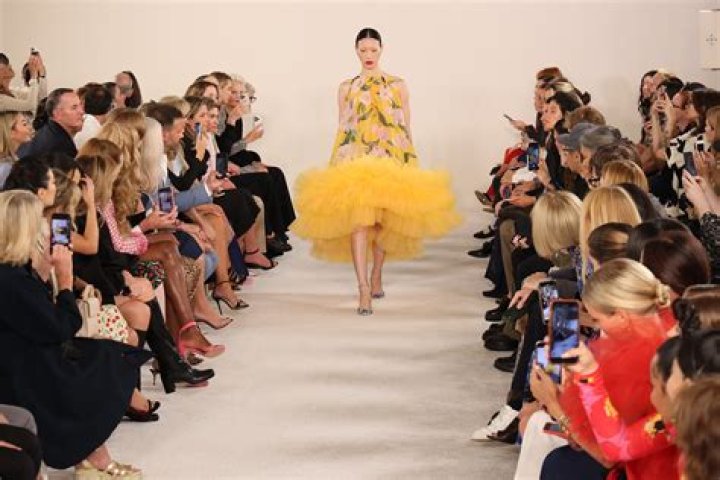Celebrities At New York Fashion Week — NYFW Spring 2016 Shows