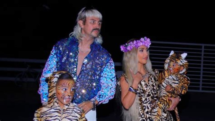 Celebs Who Dressed In Tiger King Costumes For Halloween 2020: Photos – Hollywood Life