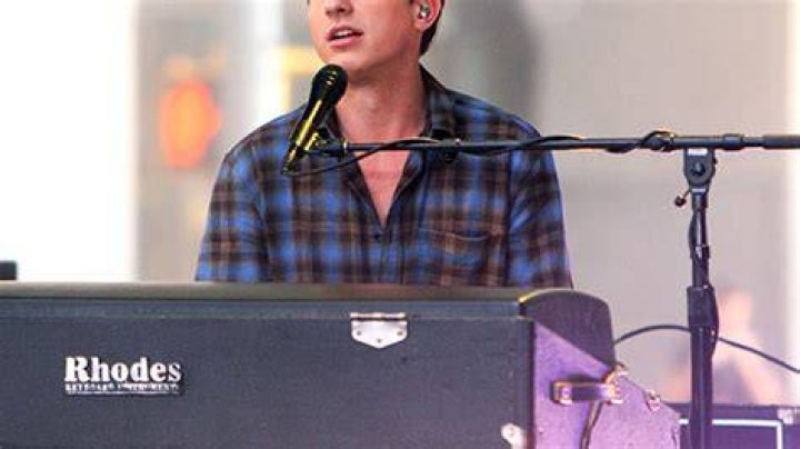 Charlie Puth Slammed For Allegedly Telling A Fan To Die & Blocking Her On Twitter