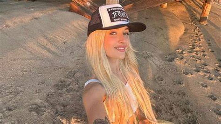 Charlie Sheen & Denise Richards’ Daughter Sami Rocks Tiny Thong Bikini & Cowboy Hat in Sexy New Photos From Island Getaway