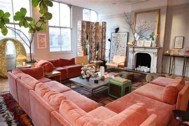 Cheese Drama, Jenna Lyons’ Apartment – Hollywood Life