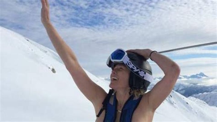 Chelsea Handler Goes Topless & Wears A Diaper To ‘Cheer Everyone Up’ On Instasgram