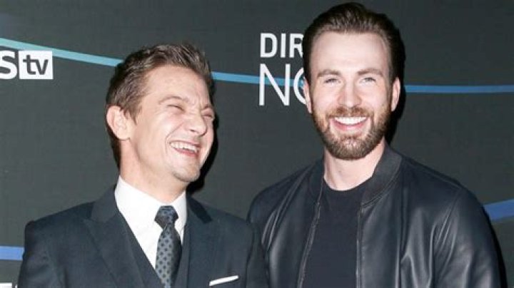 Chris Evans Supports Jeremy Renner After Snow Plow Accident – Hollywood Life