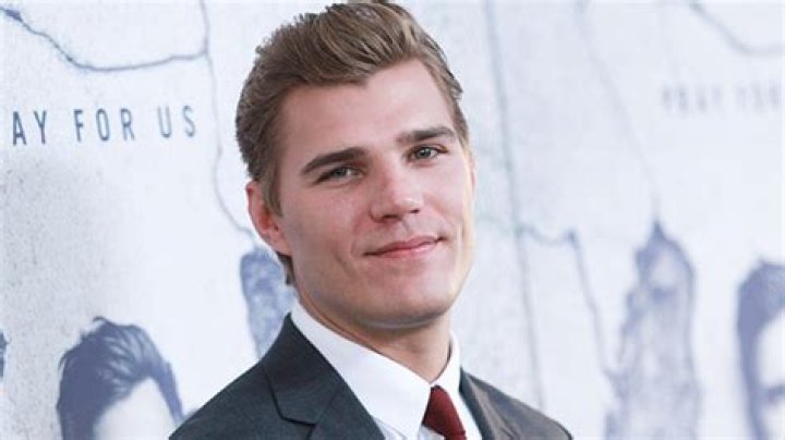 Chris Zylka Celebrity Profile | Actor — ‘The Leftovers’ – Hollywood Life