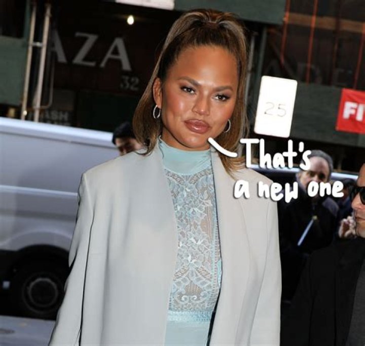 Chrissy Teigen Claps Back After Troll Accuses Her Of Having ‘Balding Hair’: ‘People Just Suck’