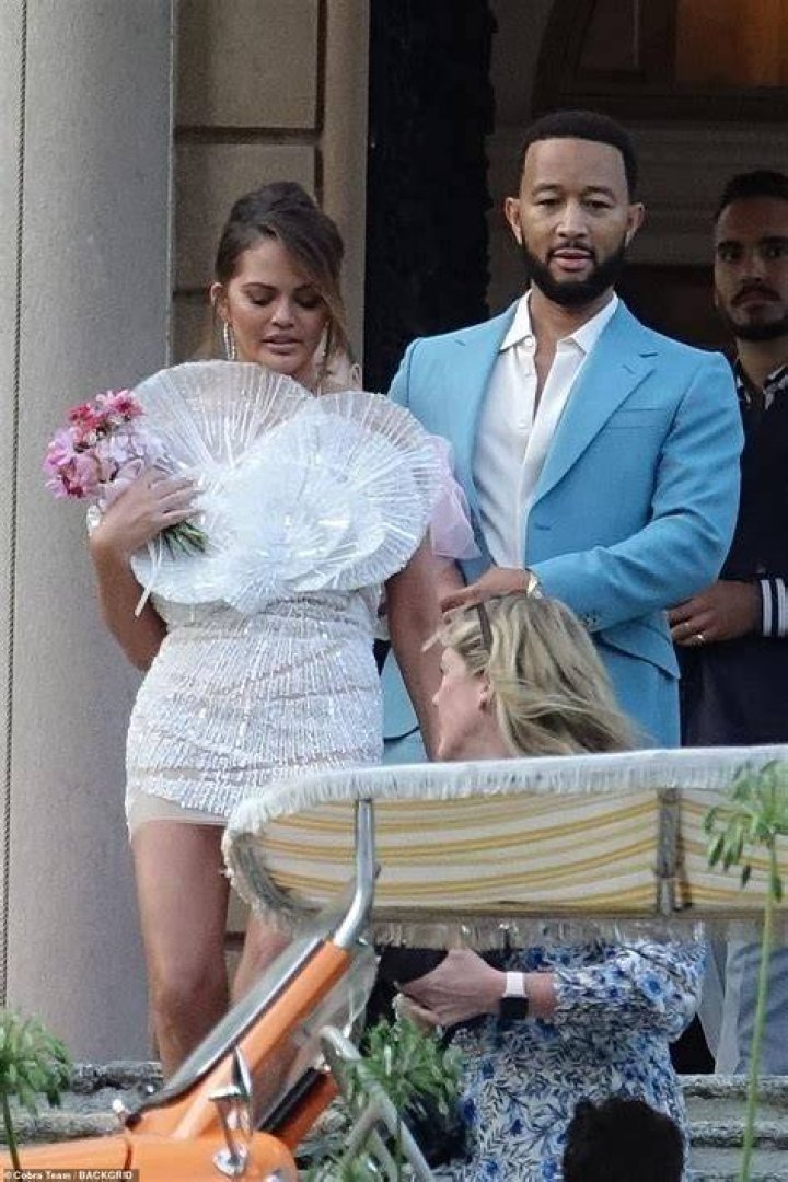 Chrissy Teigen In Hooters Uniform At Birthday Party – Hollywood Life