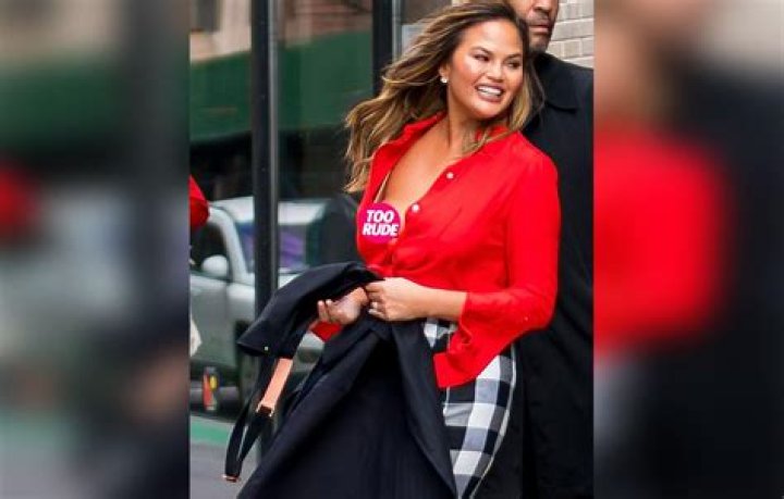 Chrissy Teigen’s Nip Slip — Swimsuit Model Suffers Wardrobe Malfunction In NYC – Hollywood Life