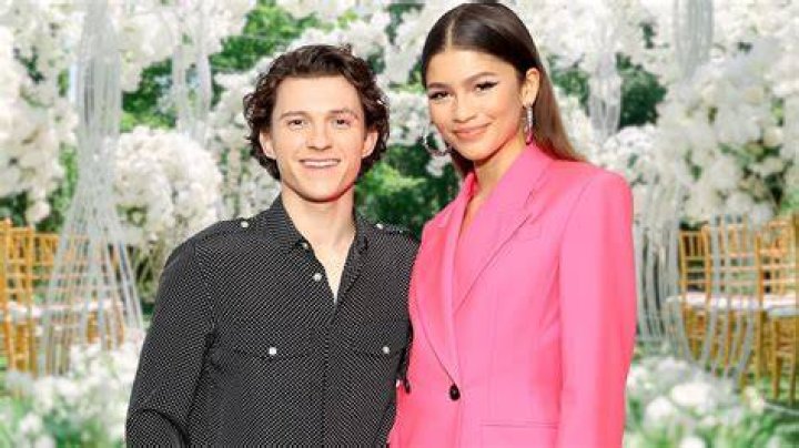 Christina’s Secret Wedding Is A ‘Knife To The Heart’ – Hollywood Life