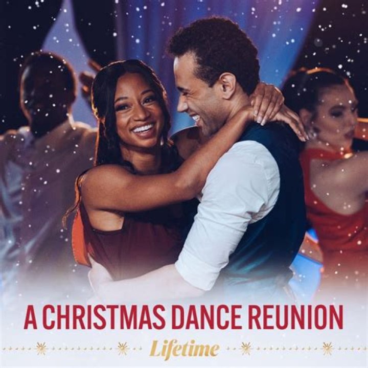 ‘Christmas Dance Reunion’s Corbin Bleu & Monique Coleman On Reuniting – Hollywood Life