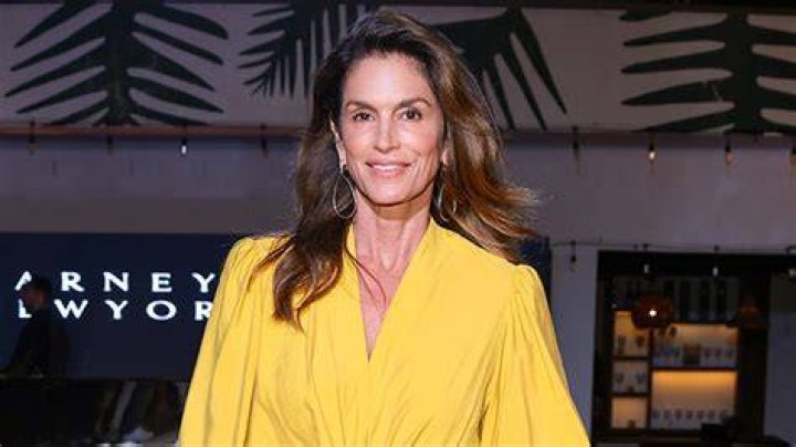 Cindy Crawford’s Favorite Mascara for Fuller & Longer Lashes is Less Than $10
