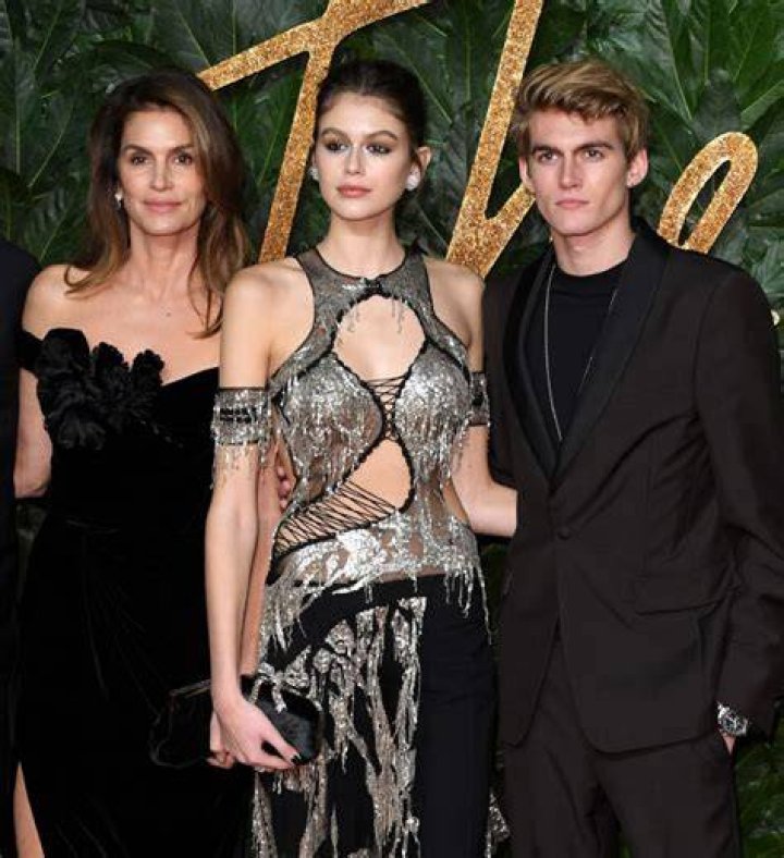 Cindy Crawford’s Kids and What they Do Now – Hollywood Life