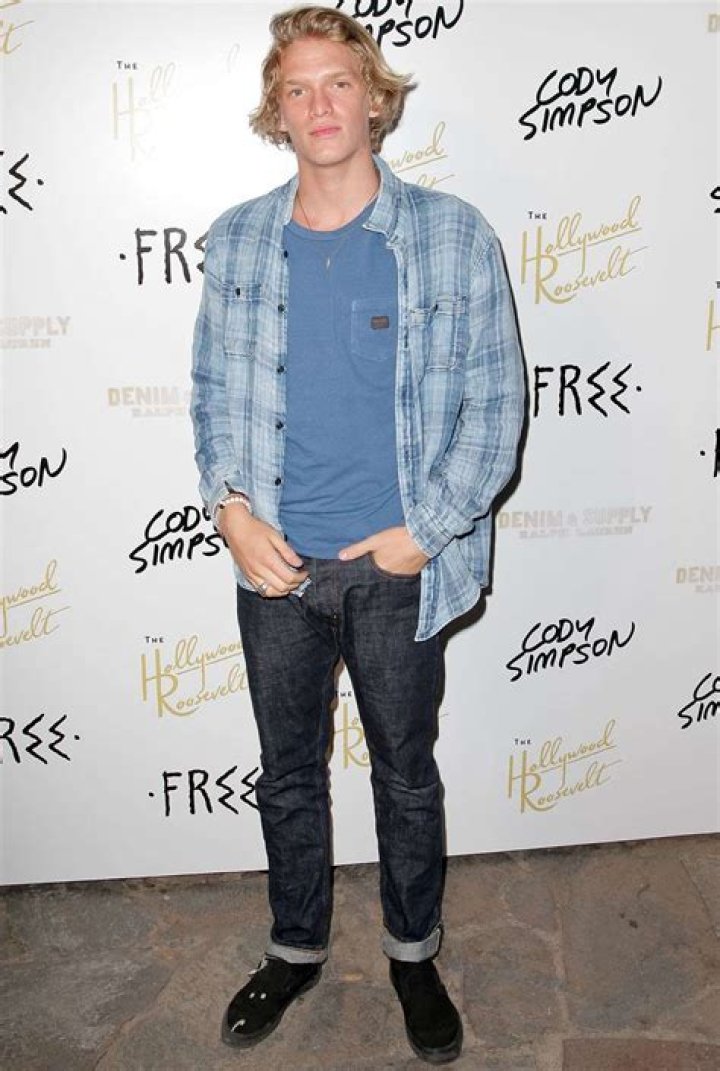 Cody Simpson – Hollywood Life