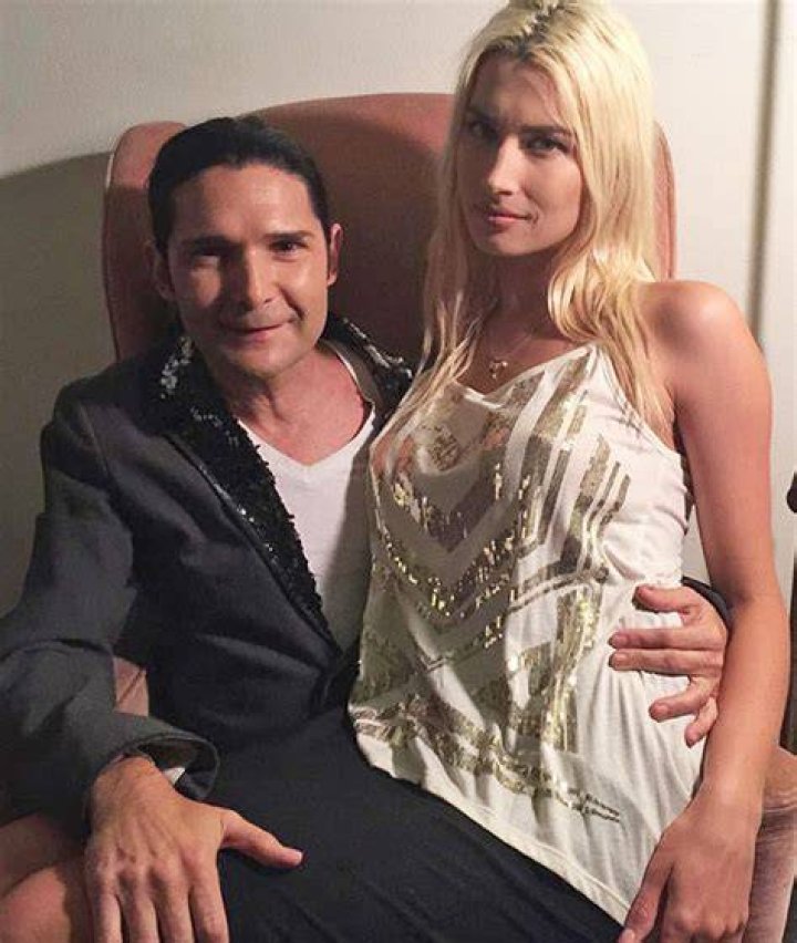 Corey Feldman & Courtney Anne Married In Surprise Las Vegas Wedding – Hollywood Life