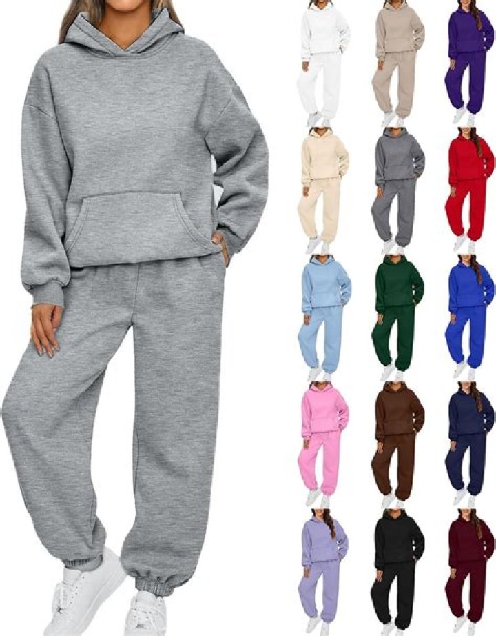 Cozy Hoodies & Sweatpants That Women Love Even More Than Everlane’s In Reviews