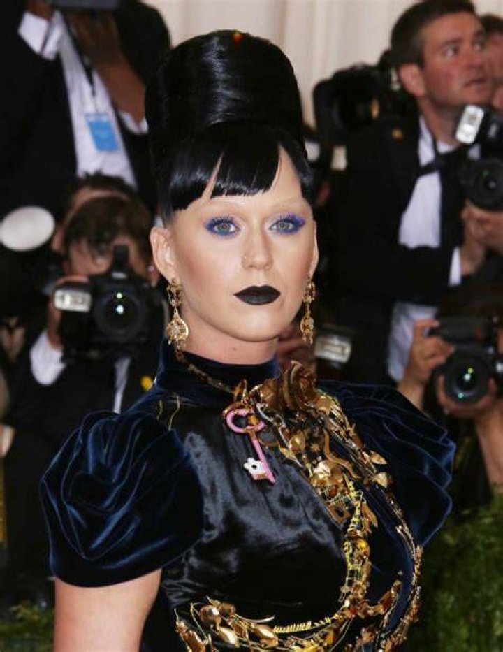 Craziest Met Gala Hair Makeovers Of All Time: Photos – Hollywood Life