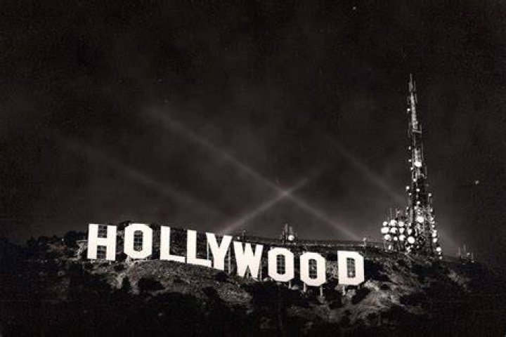 Cute Photo – Hollywood Life