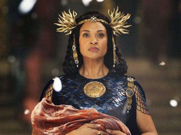 Cynthia Addai-Robinson Talks New Movie & ‘Rings Of Power’ (Exclusive) – Hollywood Life