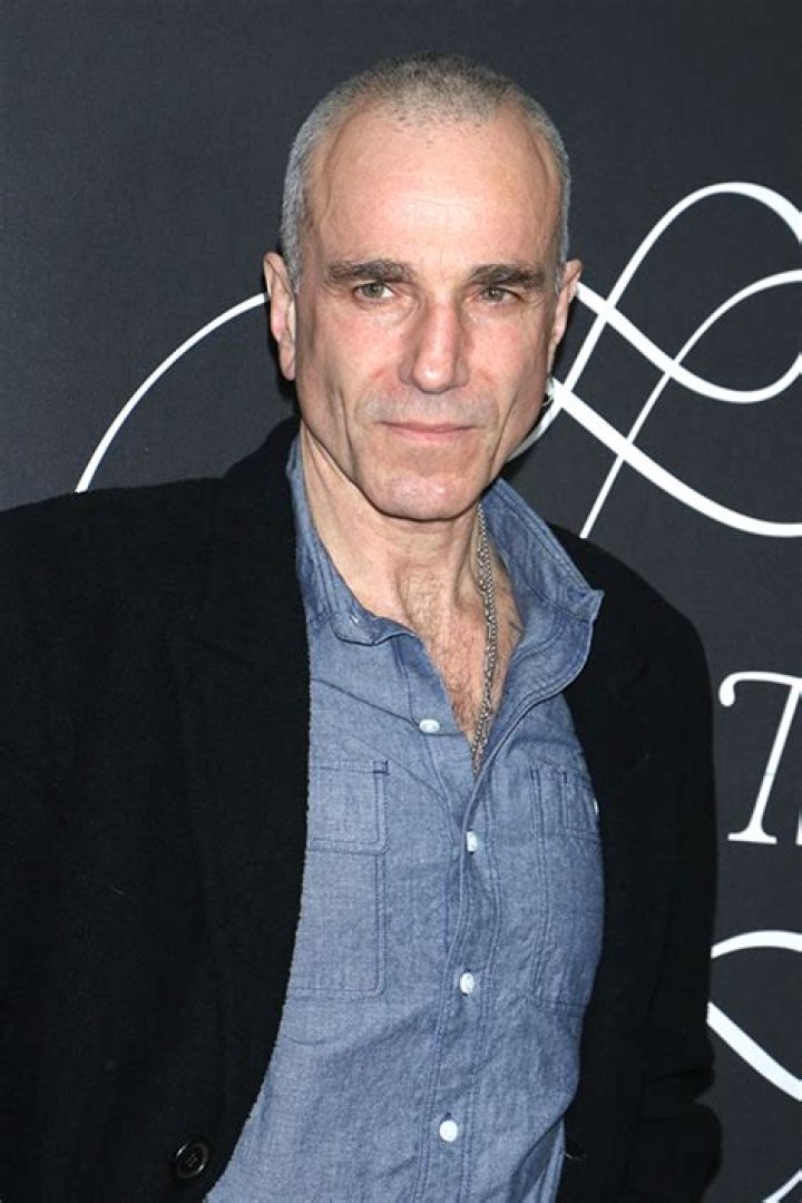 Daniel Day Lewis With Long Hair In First Public Photos In 4 Years – Hollywood Life