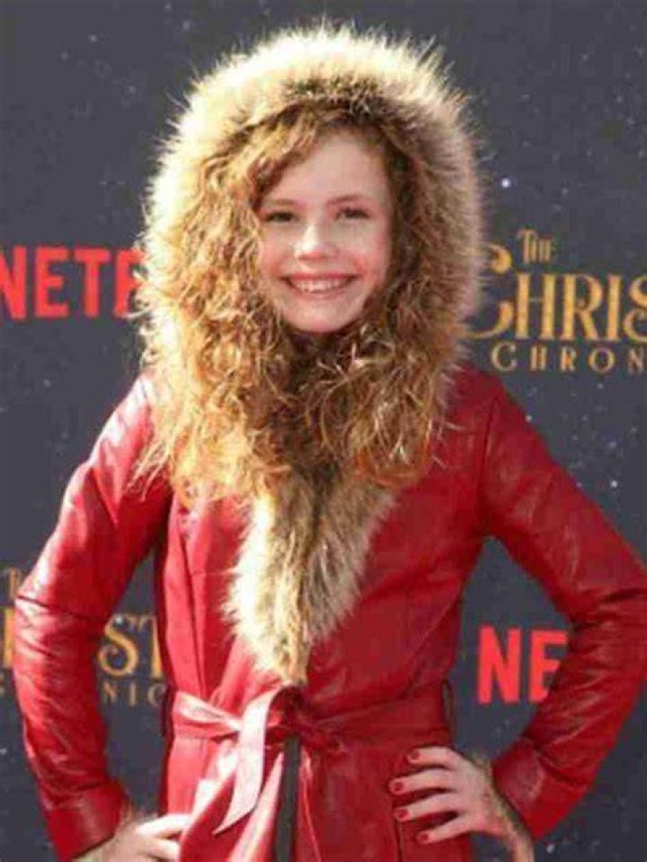 Darby Camp Reveals Kate ‘Grows Up’ In ‘The Christmas Chronicles 2’ – Hollywood Life