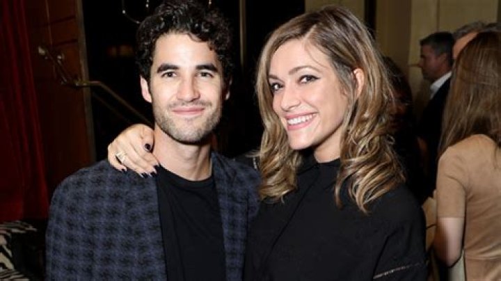 Darren Criss Married Mia Swier In New Orleans Wedding Ceremony – Hollywood Life