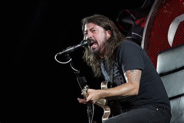 Dave Grohl Brings Crying Man On Stage During Emotional Performance — Watch