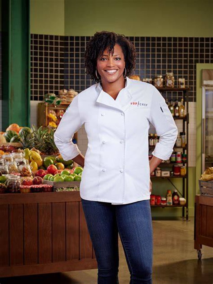 Dawn Burrell On Juneteenth & Passion For Afrocentric Food – Hollywood Life