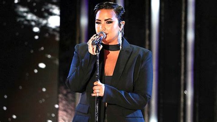 Demi Lovato Shows Off Intense New Ear Piercing – Hollywood Life