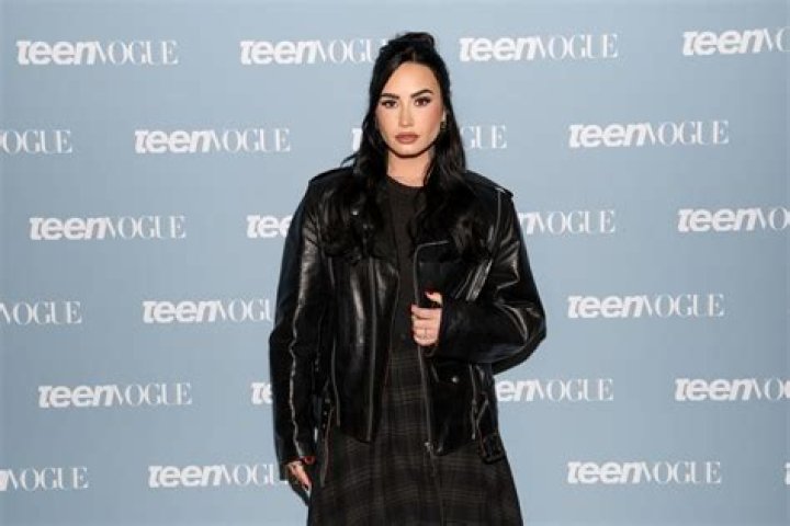 Demi Lovato Wants Kids & Plans To ‘Adopt,’ Not Get Pregnant – Hollywood Life