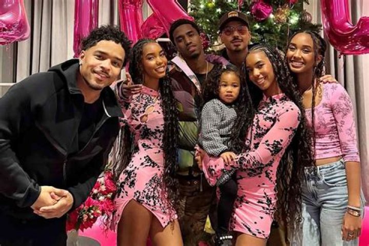 Diddy & Twin Daughters At Son Christian’s Birthday Party: Video – Hollywood Life