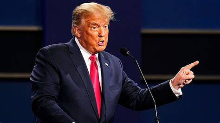Donald Trump Shows Off Grey Hair Makeover At Press Conference: Tweets – Hollywood Life