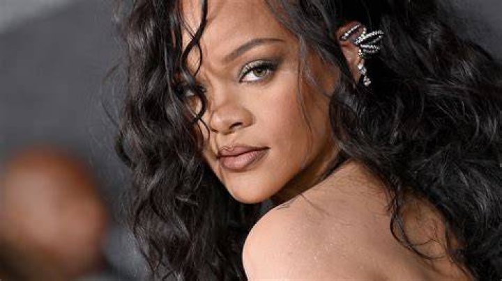 Drake Dumps LA Booty Call: A Sign He’s Getting Serious With Rihanna?