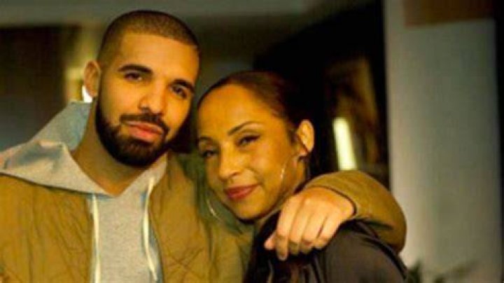 Drake & Sade Dating?: He ‘Worships The Ground She Walks On’