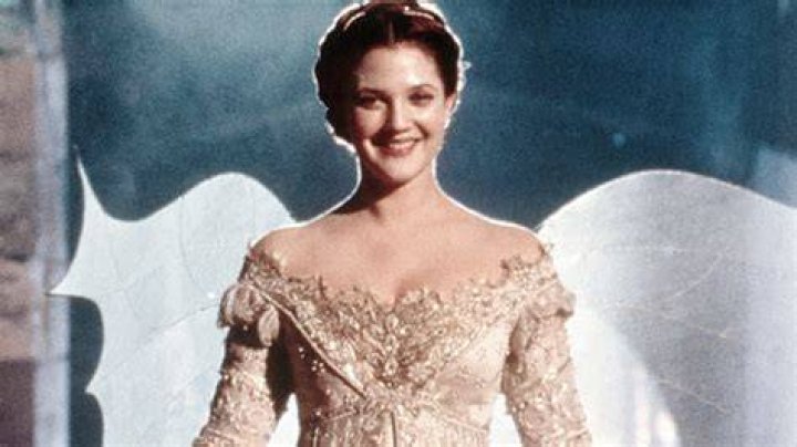 Drew Barrymore Has ‘Ever After’ Reunion With Melanie Lynskey & More – Hollywood Life