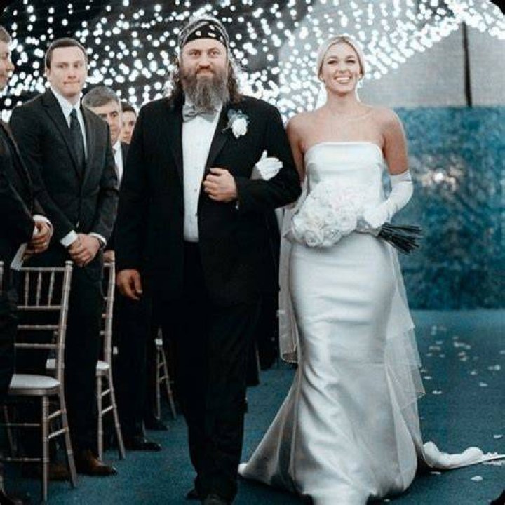 ‘Duck Dynasty’ Star Weds Christian Huff – Hollywood Life