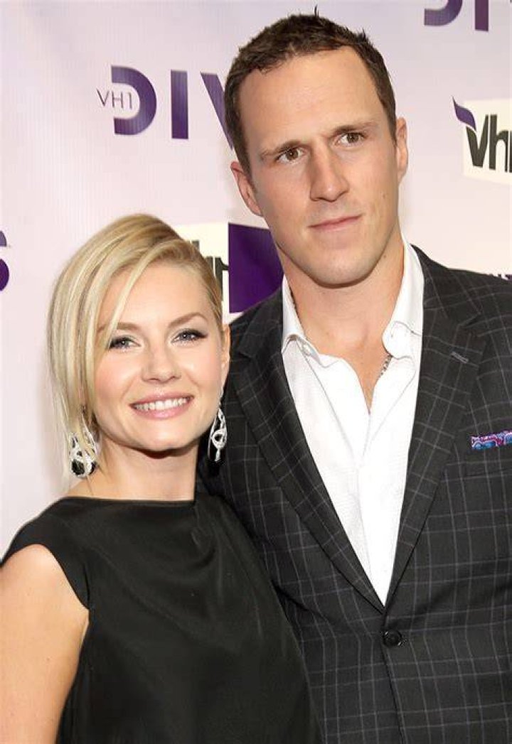 Elisha Cuthbert Marries Dion Phaneuf — Canadian Couple Gets Hitched – Hollywood Life