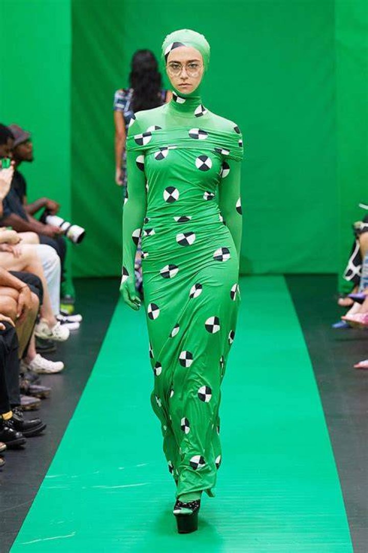 Ella Emhoff Wears Green Screen Gown On NYFW Runway: Photos – Hollywood Life