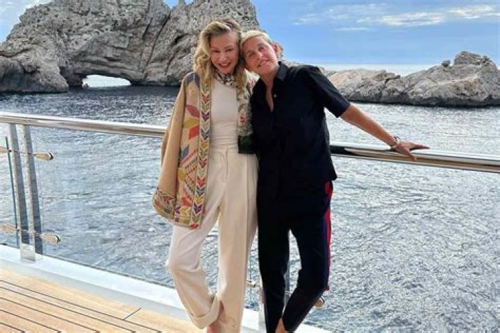 Ellen DeGeneres Relaxes On A Boat With Portia de Rossi After Ending Talk Show
